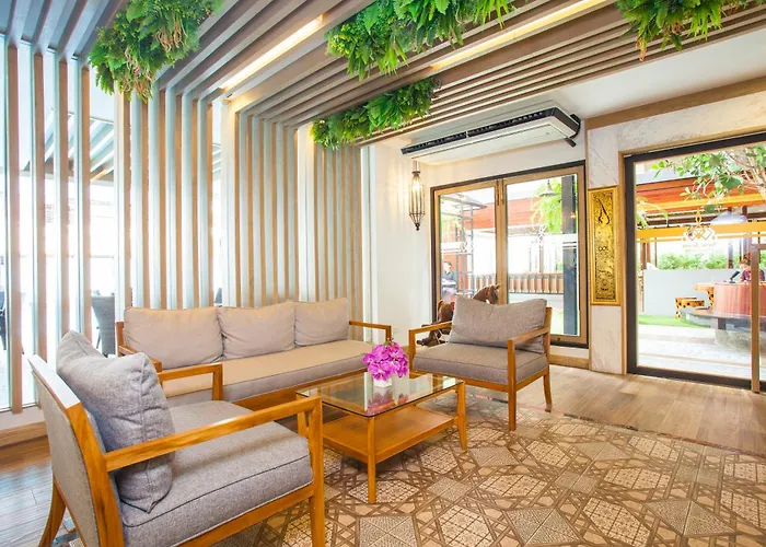 New Siam Palace Hotel 3*