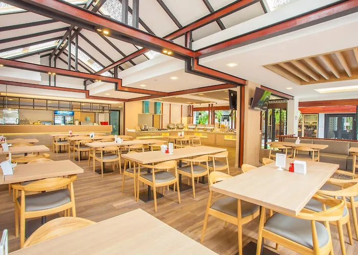 New Siam Palace - Sha Extra Certified Hotel 3*
